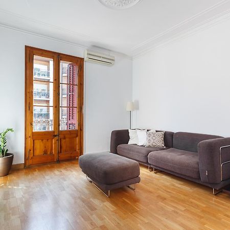 Apartmán Flateli Aribau Barcelona Exteriér fotografie