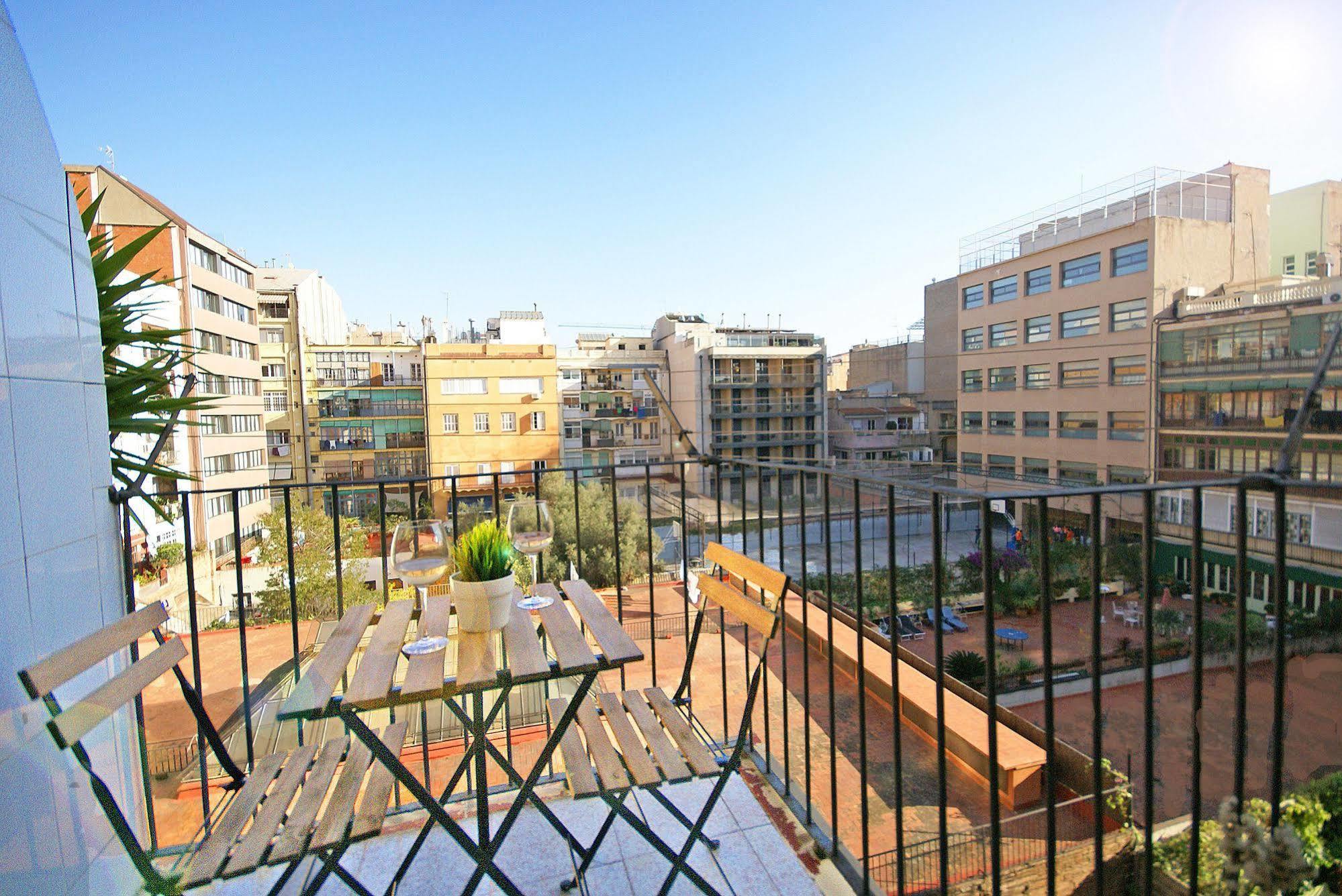 Apartmán Flateli Aribau Barcelona Exteriér fotografie